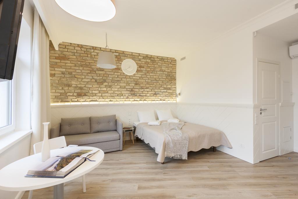 9010 Apartament *